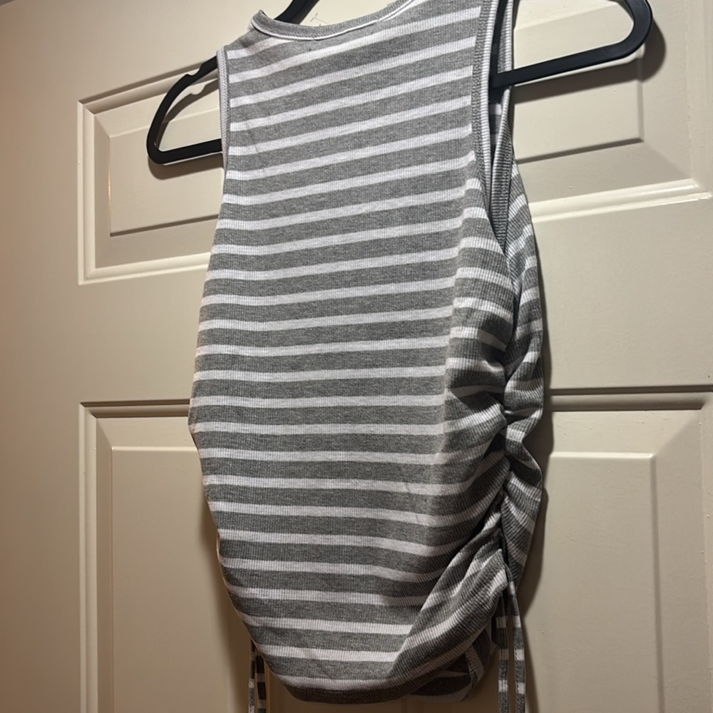 FADED ROSE SLEEVELESSStriped side Drawstring Tank Top - Picture 15 of 16